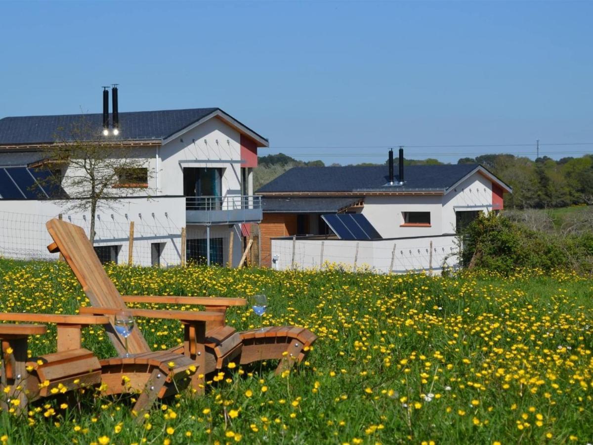 Gites & Tiny Houses Les Hauts De Toulvern بادن المظهر الخارجي الصورة