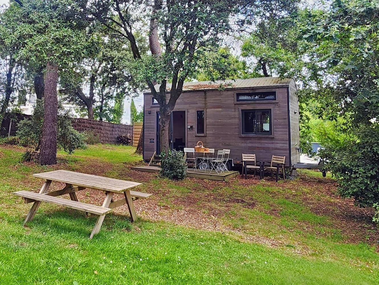 Gites & Tiny Houses Les Hauts De Toulvern بادن الغرفة الصورة